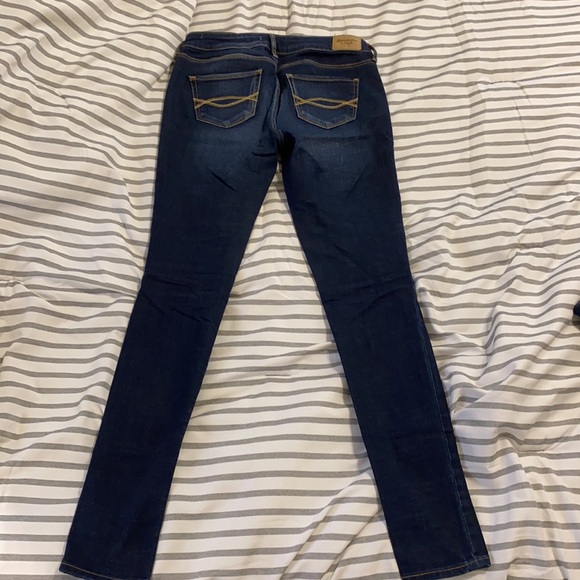 Abercrombie mid rise skinny jean - Picture 4 of 5